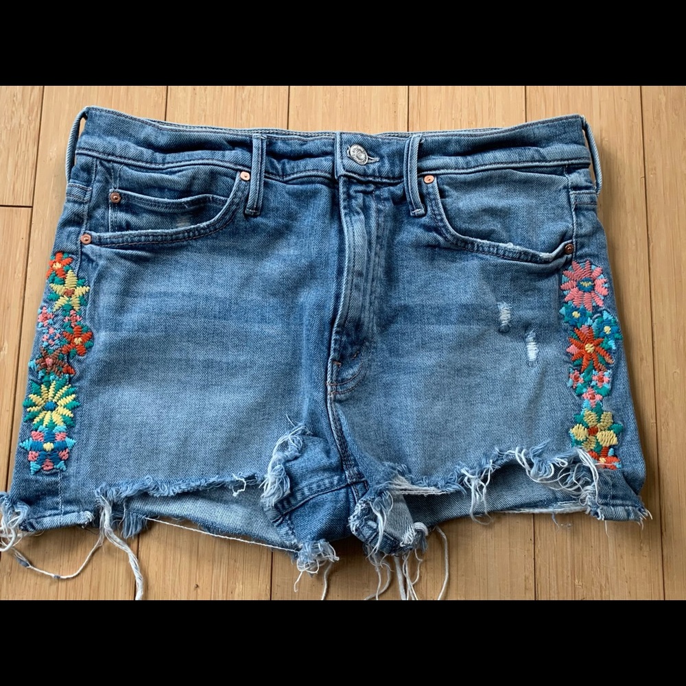Mother the Dutchie Chew embroidered shorts- IPC